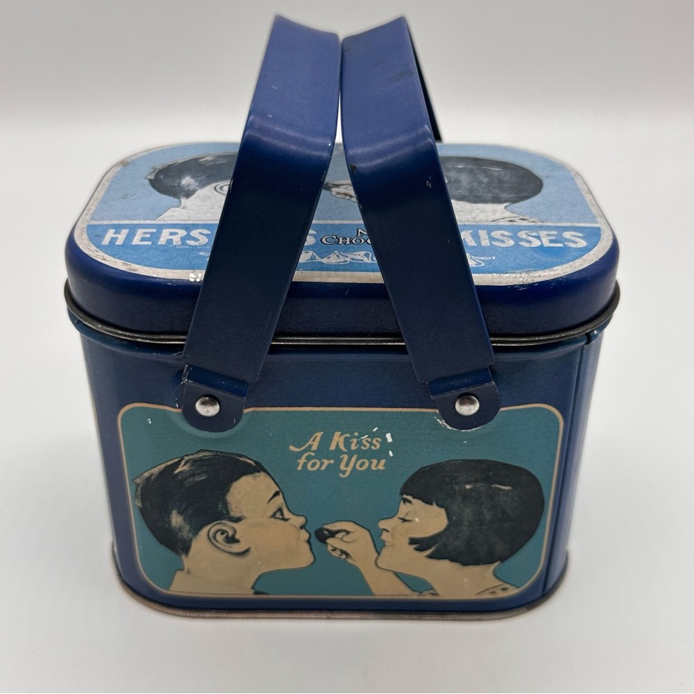 Hershey’s Retro Chocolate Kisses Vintage Collectors Tin With Handles